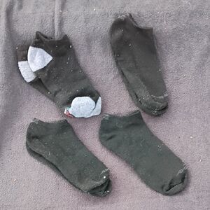 Men's Black Low-Cut Athletic Socks — 4-Pack